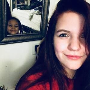 Meet your Posher, Savanna